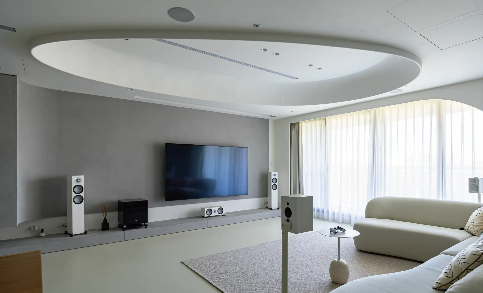 現代柔和極簡風